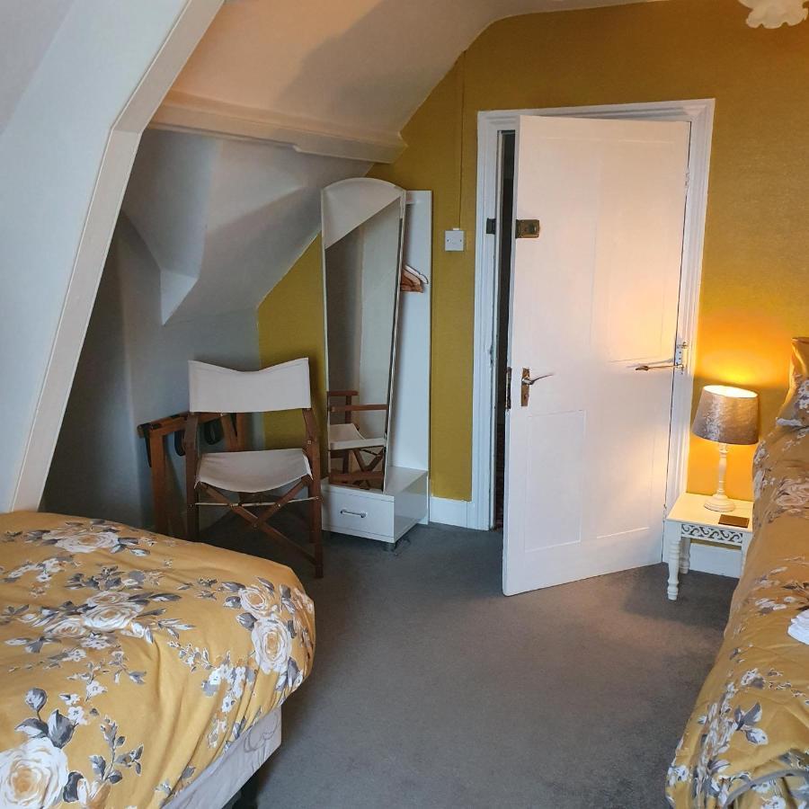Pendyffryn Manor Bed & Breakfast Little Haven Ngoại thất bức ảnh