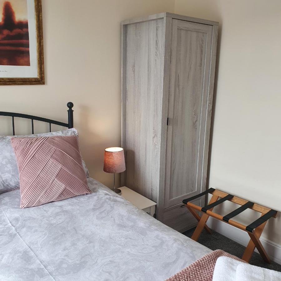 Pendyffryn Manor Bed & Breakfast Little Haven Ngoại thất bức ảnh