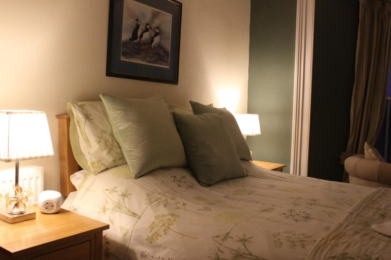 Pendyffryn Manor Bed & Breakfast Little Haven Ngoại thất bức ảnh