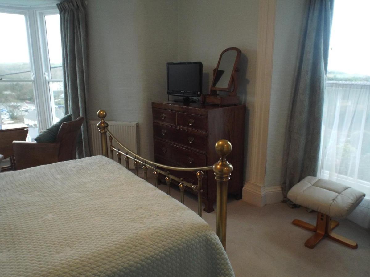 Pendyffryn Manor Bed & Breakfast Little Haven Ngoại thất bức ảnh